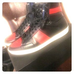 Saint Laurent Sneaker sz 43. 100% authentic.